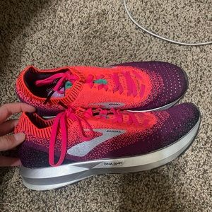 Brooks levitate 2 womens shoes